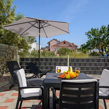 Apartament Vukoja *